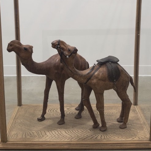 ラクダの“鞍”製作 | FOM GALLERY（フォムギャラリー）